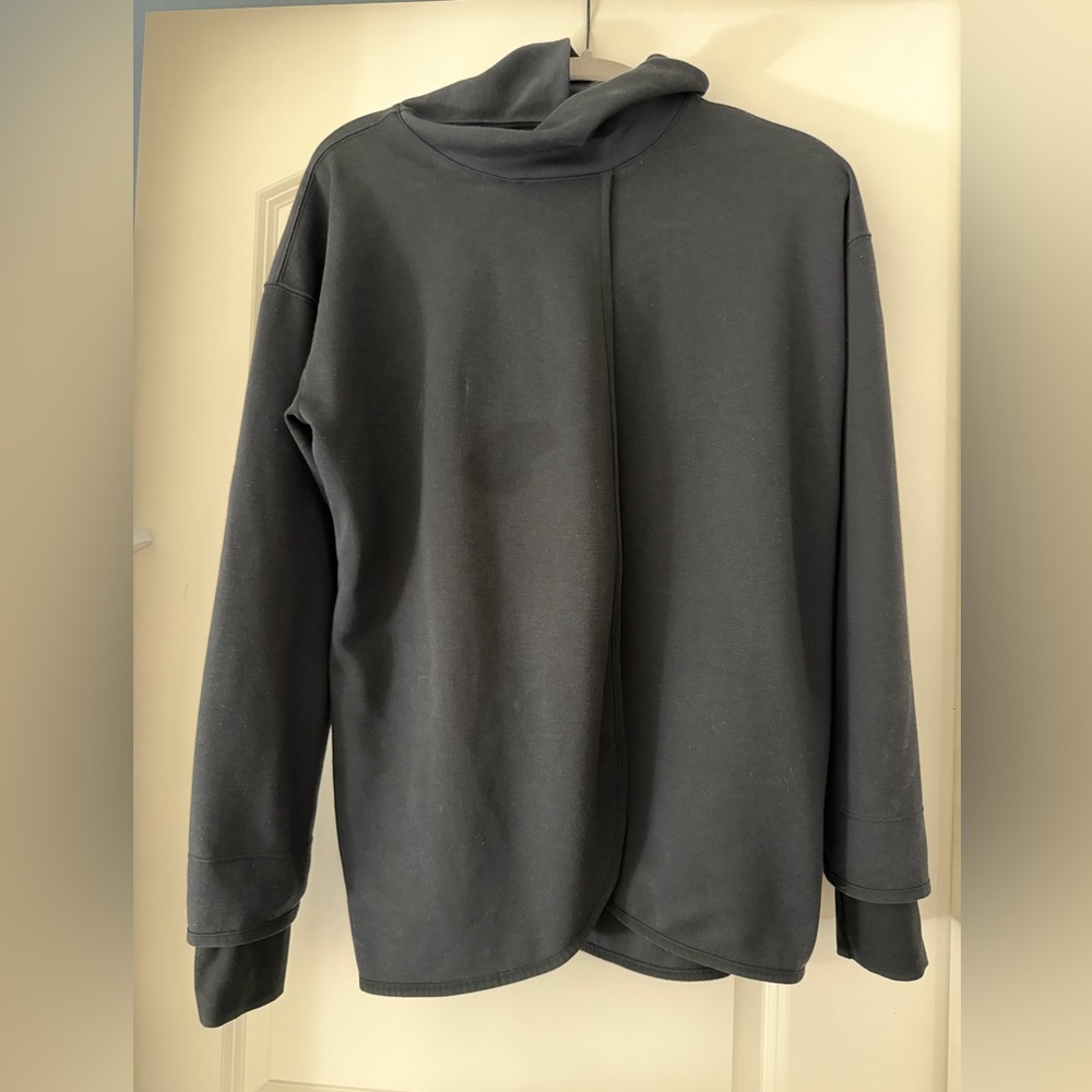 Used Nike Maternity Reversible Pullover (S)
